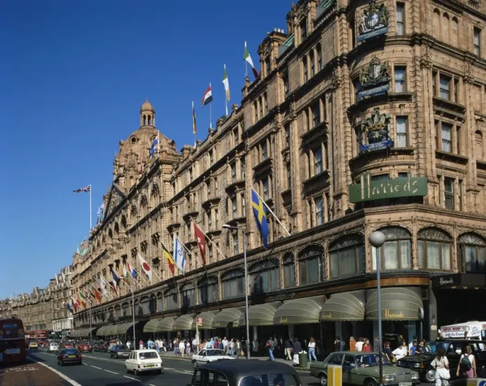 Framed Print : Harrods department store, Knightsbridge, London, England, United Kingdom, Europe Framed Print : Harrods department store, Knightsbridge, London, England, United Kingdom, Europe