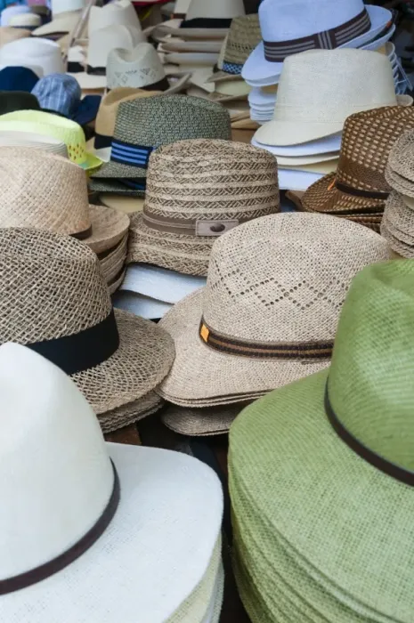 Framed Print : Hats for sale, Market at Piazza delle Erbe, Verona, Veneto, Italy, Europe Framed Print : Hats for sale, Market at Piazza delle Erbe, Verona, Veneto, Italy, Europe