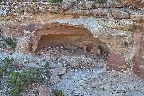 The haunted Massacre House Ruins in Canyon del Muerto (Canyon of the Dead), on the north end of Canyon De Chelly, site of a Navajo massacre by Spanish Soldiers in 1825, Arizona, United States of America, North America
