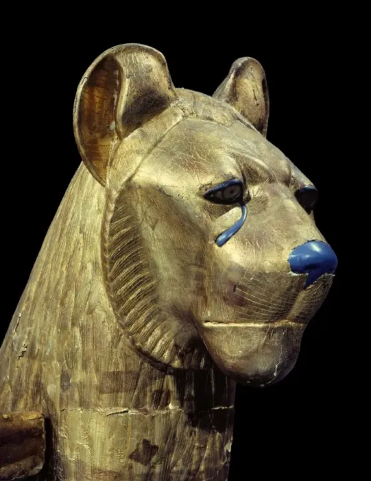 Framed Print : Head of a funerary couch in the form of a cheetah or lion, from the tomb of the pharaoh Tutankhamun Framed Print : Head of a funerary couch in the form of a cheetah or lion, from the tomb of the pharaoh Tutankhamun