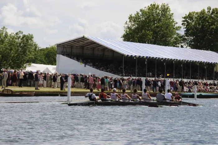 Framed Print : Henley Regatta, Henley on Thames, Oxfordshire, England, United Kingdom, Europe Framed Print : Henley Regatta, Henley on Thames, Oxfordshire, England, United Kingdom, Europe