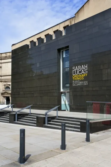 Framed Print : The Henry Moore Institute on The Headrow, Leeds, West Yorkshire, Yorkshire, England, United Kingdom, Europe Framed Print : The Henry Moore Institute on The Headrow, Leeds, West Yorkshire, Yorkshire, England, United Kingdom, Europe