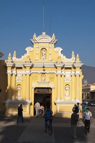 Hermano Pedro church, Antigua, UNESCO World Heritage Site, Guatemala, Central America