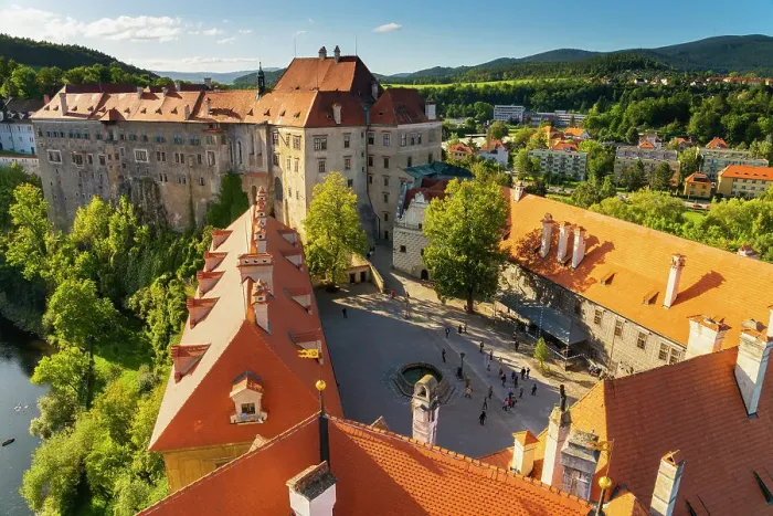 Framed Print : High angle view of grounds of State Castle and Chateau Cesky Krumlov, UNESCO World Heritage Site, Cesky Krumlov, South Bohemian Region, Czech Republic (Czechia), Europe Framed Print : High angle view of grounds of State Castle and Chateau Cesky Krumlov, UNESCO World Heritage Site, Cesky Krumlov, South Bohemian Region, Czech Republic (Czechia), Europe