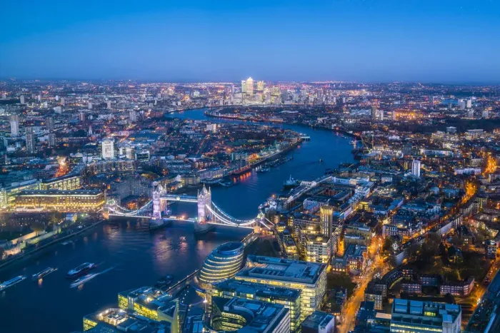 Framed Print : High view of London skyline at dusk along the River Thames from Tower Bridge to Canary Wharf Framed Print : High view of London skyline at dusk along the River Thames from Tower Bridge to Canary Wharf