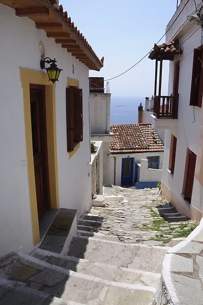 Hill town of Glossa, Skopelos, Sporades Islands, Greek Islands, Greece, Europe