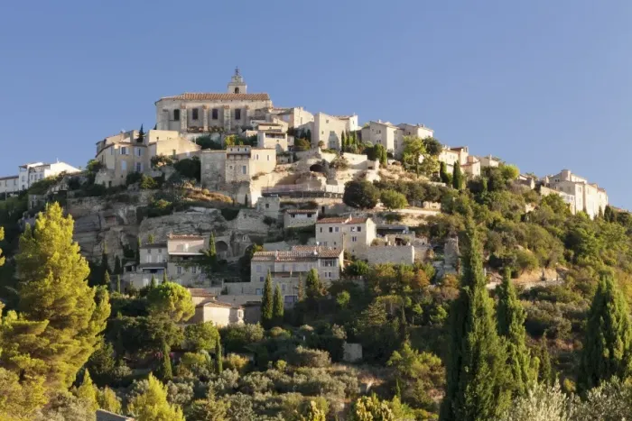 Framed Print : Hilltop village of Gordes, Provence, Provence-Alpes-Cote d Azur, Southern France Framed Print : Hilltop village of Gordes, Provence, Provence-Alpes-Cote d Azur, Southern France