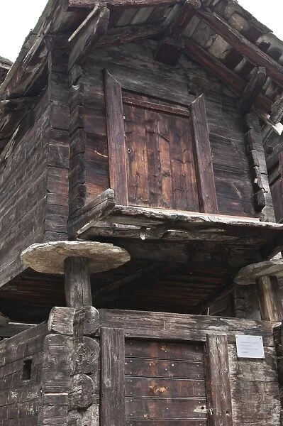 Historic district of Zermatt with old houses, Zermatt, Switzerland, Europe
