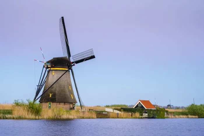Framed Print : Historic Dutch windmills on the polders at sunset, Kinderdijk, UNESCO World Heritage Site Framed Print : Historic Dutch windmills on the polders at sunset, Kinderdijk, UNESCO World Heritage Site