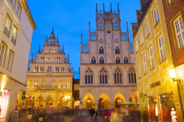 Framed Print : Historic Town Hall on Prinzipalmarkt at Christmas, Munster, North Rhine-Westphalia, Germany, Europe Framed Print : Historic Town Hall on Prinzipalmarkt at Christmas, Munster, North Rhine-Westphalia, Germany, Europe