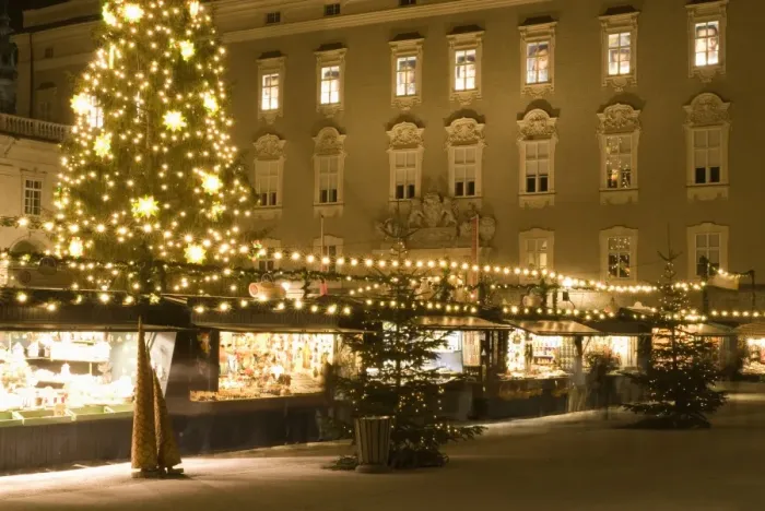 Framed Print : Historical Salzburg Christkindlmarkt (Christmas market) with stalls and Rezidens building at night Framed Print : Historical Salzburg Christkindlmarkt (Christmas market) with stalls and Rezidens building at night