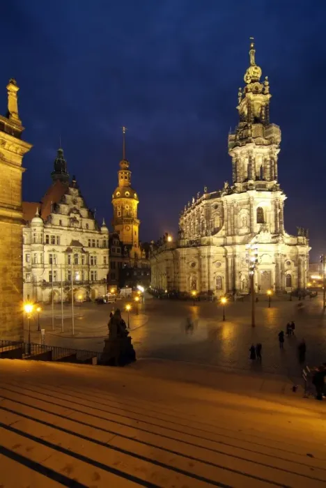 Framed Print : Hofkirche and Palace at Theaterplatz, Dresden, Saxony, Germany, Europe Framed Print : Hofkirche and Palace at Theaterplatz, Dresden, Saxony, Germany, Europe