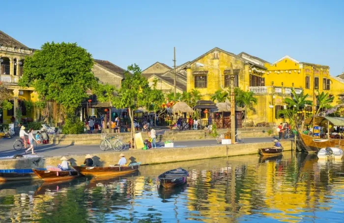 Framed Print : Hoi An Ancient Town on the Thu Bon River in late afternoon, UNESCO World Heritage Site Framed Print : Hoi An Ancient Town on the Thu Bon River in late afternoon, UNESCO World Heritage Site