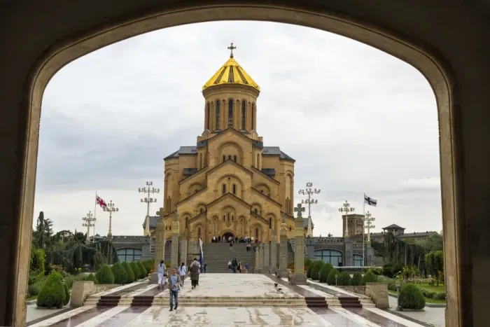 Framed Print : Holy Trinity Cathedral viewed through arches, Tbilisi, Georgia, Caucasus, Asia Framed Print : Holy Trinity Cathedral viewed through arches, Tbilisi, Georgia, Caucasus, Asia