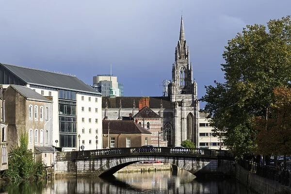 Holy Trinity Church and River Lee, Cork City, County Cork, Munster, Republic of Ireland, Europe