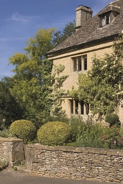 Honey coloured stone house, Upper Slaughter, The Cotswolds, Gloucestershire