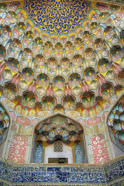 Honeycomb Vaulting (Muqarnas) on Entrance Iwan, Abdulaziz Khan Madrasah, 1652, UNESCO World Heritage Site, Bukhara, Uzbekistan, Central Asia, Asia