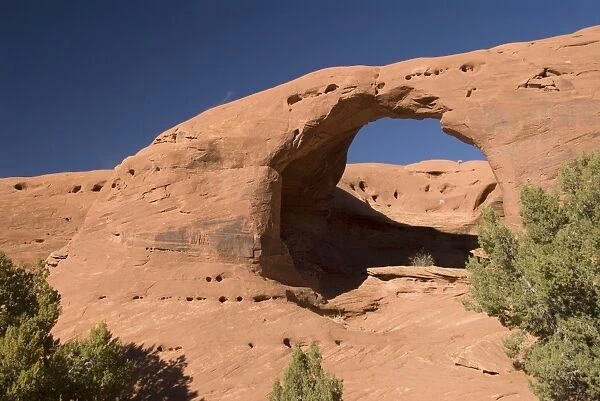 Honeymoon Arch, Mystery Valley, Monument Valley Navajo Tribal Park, Arizona