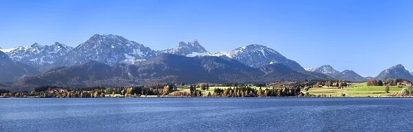 Hopfensee Lake in autumn, near Fussen, Allgau, Allgau Alps, Bavaria, Germany, Europe