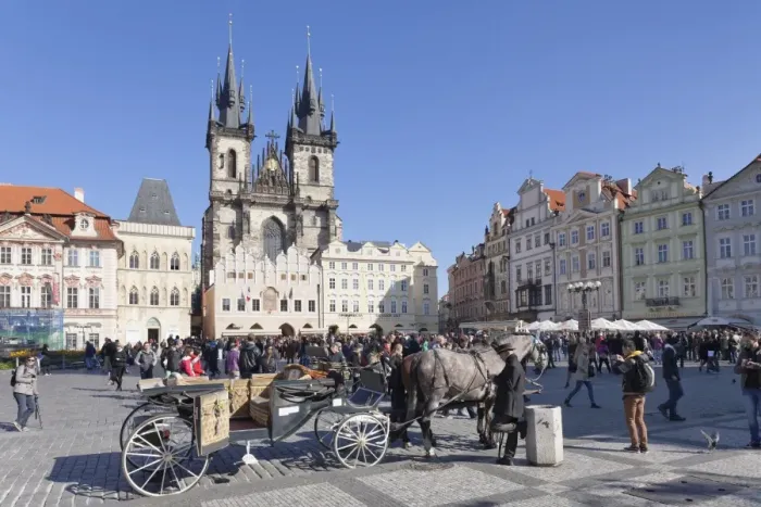 Framed Print : Horse carriage at the Old Town Square (Staromestske namesti) with Tyn Cathedral (Church of Our Lady Before Tyn), Prague, Bohemia, Czech Republic, Europe