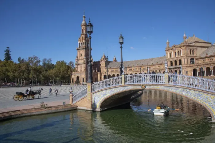 Framed Print : A horse with cart and rowboat touring Plaza de Espana, Seville, Andalusia, Spain, Europe Framed Print : A horse with cart and rowboat touring Plaza de Espana, Seville, Andalusia, Spain, Europe