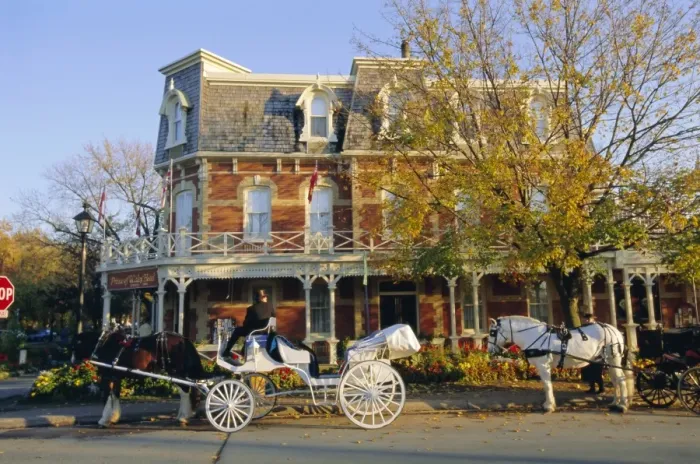 Framed Print : Horse-drawn carriages, Toronto, Ontario, Canada, North America