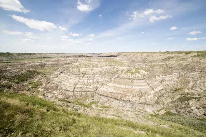 Framed Print : Horsethief Canyon in the Badlands of Alberta, near Drumheller, Alberta, Canada, North Framed Print : Horsethief Canyon in the Badlands of Alberta, near Drumheller, Alberta, Canada, North