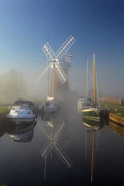 Horsey Mill, Norfolk Broads, Norfolk, England, United Kingdom, Europe