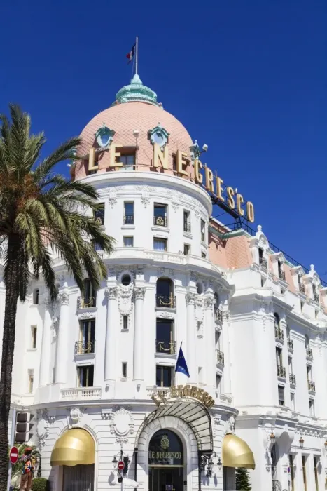 Framed Print : Hotel Negresco, Promenade des Anglais, Nice, Alpes Maritimes, Provence, Cote d Azur, French Riviera, France, Europe Framed Print : Hotel Negresco, Promenade des Anglais, Nice, Alpes Maritimes, Provence, Cote d Azur, French Riviera, France, Europe