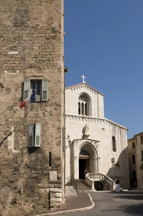 Framed Print : Hotel de Ville tower and Notre-Dame-du-Puy Cathedral, Grasse, Alpes-Maritimes Framed Print : Hotel de Ville tower and Notre-Dame-du-Puy Cathedral, Grasse, Alpes-Maritimes