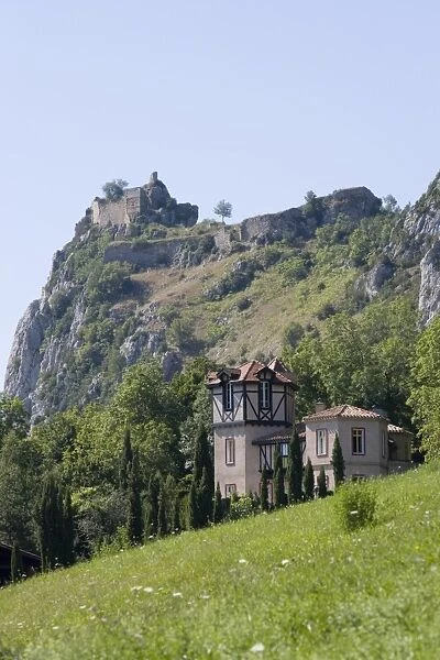 House and Cathar castle, Roquefixade, Ariege, Midi-Pyrenees, France, Europe