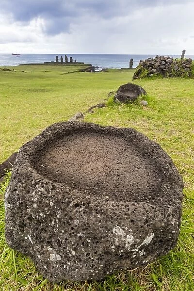 House foundation and seven moai in the Tahai Archaeological Zone on Easter Island (Isla de Pascua) (Rapa Nui), UNESCO World Heritage Site, Chile, South America