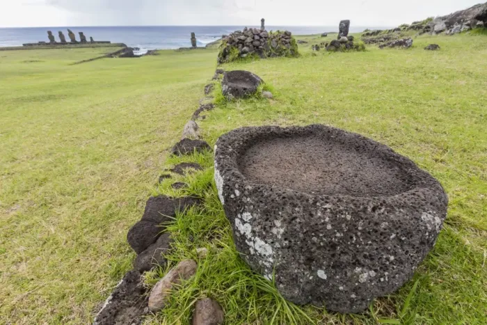 Framed Print : House foundation and seven moai in the Tahai Archaeological Zone on Easter Island (Isla de Pascua) (Rapa Nui), UNESCO World Heritage Site, Chile, South America Framed Print : House foundation and seven moai in the Tahai Archaeological Zone on Easter Island (Isla de Pascua) (Rapa Nui), UNESCO World Heritage Site, Chile, South America