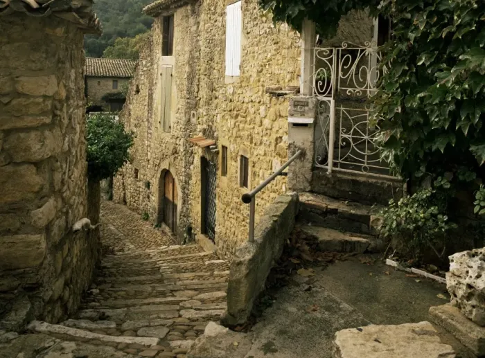 Framed Print : House in La Roque Sure Ceze, Gard, Rhone Alpes, France, Europe Framed Print : House in La Roque Sure Ceze, Gard, Rhone Alpes, France, Europe
