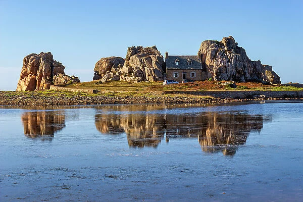 The house between the rocks, Le Gouffre, Plougrescant, Cotes-d'Armor, Brittany, France, Europe