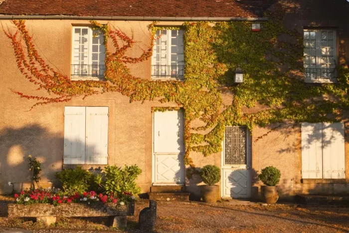 Framed Print : A house in the village of Vezelay, lit by the setting sun, Vezelay, Yonne, Burgundy, France, Europe Framed Print : A house in the village of Vezelay, lit by the setting sun, Vezelay, Yonne, Burgundy, France, Europe