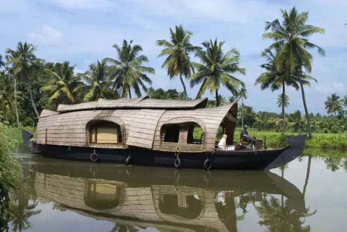 Framed Print : Houseboat along the Backwaters, near Alappuzha (Alleppey), Kerala, India, Asia Framed Print : Houseboat along the Backwaters, near Alappuzha (Alleppey), Kerala, India, Asia