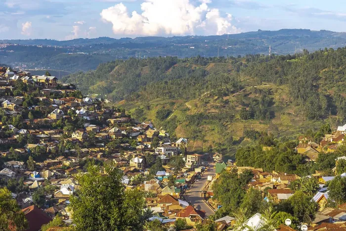 Framed Print : Houses in Bukavu, with Rwanda in the background, Bukavu, Democratic Republic of the Congo (DRC) (Congo), Africa Framed Print : Houses in Bukavu, with Rwanda in the background, Bukavu, Democratic Republic of the Congo (DRC) (Congo), Africa