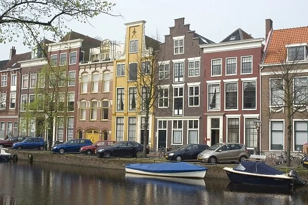 Houses along canal, Leiden, Netherlands, Europe