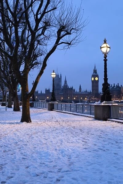 Houses of Parliament and South Bank in winter, London, England, United Kingdom, Europe