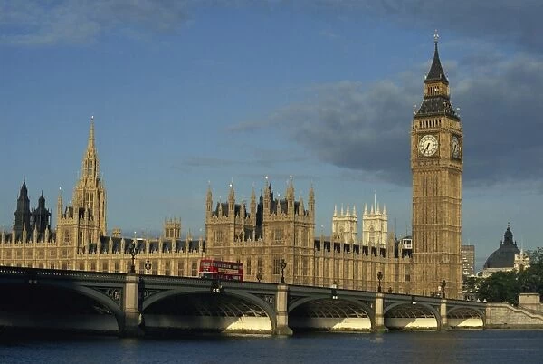 The Houses of Parliament and Westminster Bridge, London, England, United Kingdom, Europe