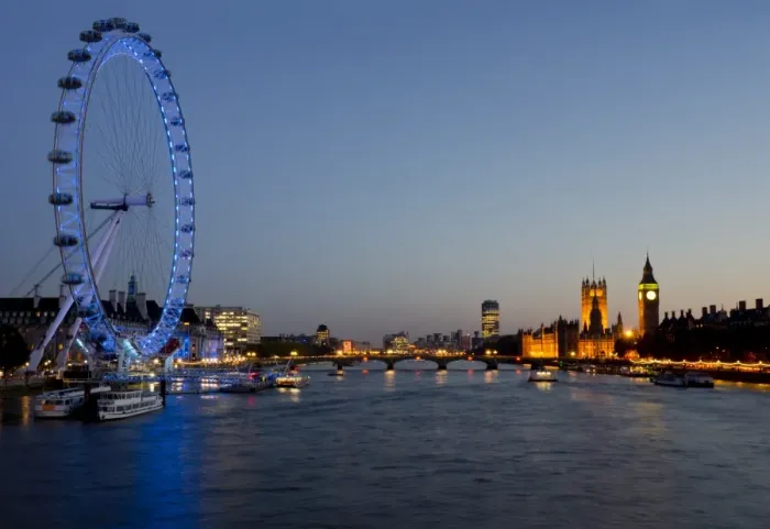 Framed Print : Houses of Parliament, Westminster and London Eye at dusk, London, England, United Kingdom, Europe Framed Print : Houses of Parliament, Westminster and London Eye at dusk, London, England, United Kingdom, Europe