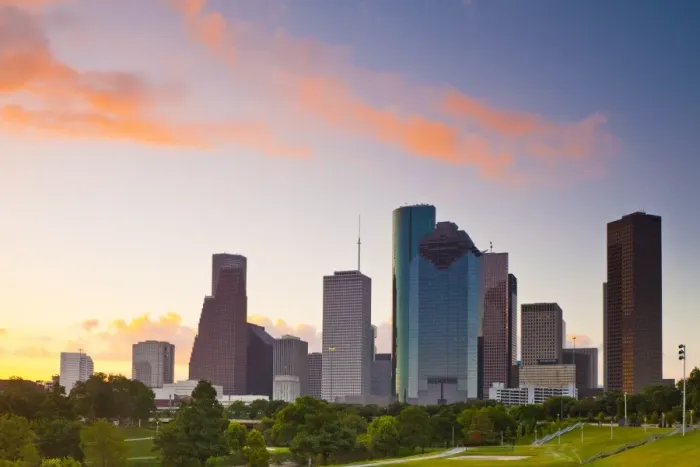Framed Print : Houston skyline at dawn from Eleanor Tinsley Park, Texas, United States of America Framed Print : Houston skyline at dawn from Eleanor Tinsley Park, Texas, United States of America