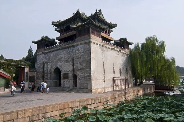 Huge gate at the Kunming lake in the Summer Palace (Yihe Yuan), UNESCO World Heritage Site