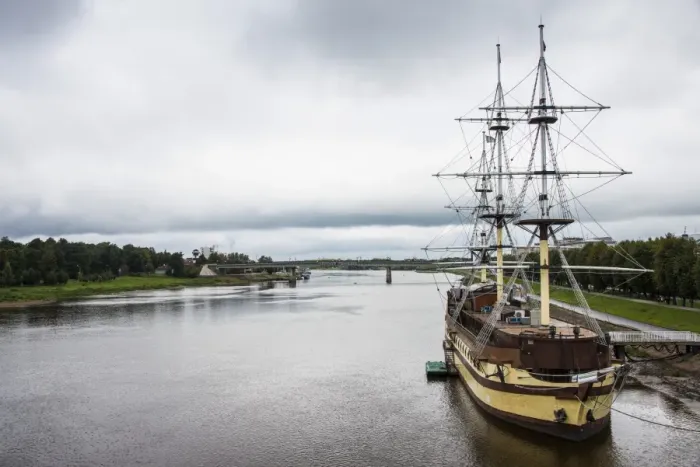 Framed Print : Huge sailing boat on the Volkhov River, Velicky Novgorod, UNESCO World Heritage Site, Novgorod, Russia, Europe Framed Print : Huge sailing boat on the Volkhov River, Velicky Novgorod, UNESCO World Heritage Site, Novgorod, Russia, Europe