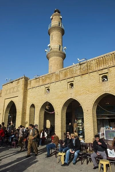 Huge square with below the citadel of Erbil (Hawler), capital of Iraq Kurdistan, Iraq, Middle East