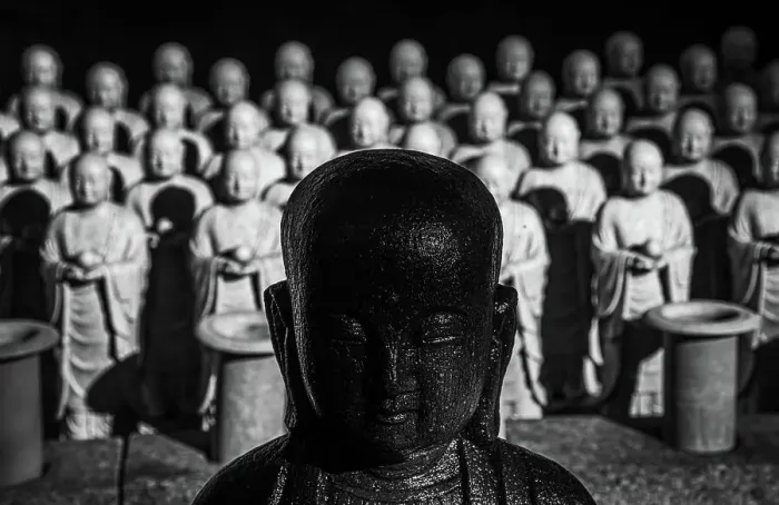 Framed Print : Hundreds of jizo statues lined up at the Hasedera Temple, Kamakura, Honshu, Japan, Asia Framed Print : Hundreds of jizo statues lined up at the Hasedera Temple, Kamakura, Honshu, Japan, Asia