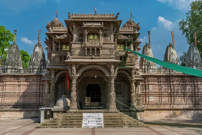 Framed Print : Hutheesing Jain Temple, Ahmedabad, Gujarat, India, Asia Framed Print : Hutheesing Jain Temple, Ahmedabad, Gujarat, India, Asia