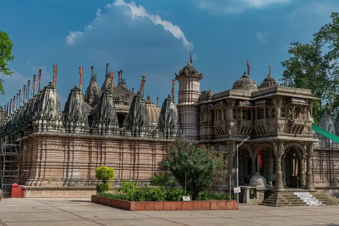 Framed Print : Hutheesing Jain Temple, Ahmedabad, Gujarat, India, Asia Framed Print : Hutheesing Jain Temple, Ahmedabad, Gujarat, India, Asia