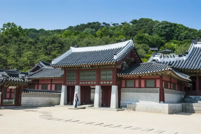 Framed Print : Hwaseong Haenggung Palace, UNESCO World Heritage Site, fortress of Suwon, South Korea, Asia Framed Print : Hwaseong Haenggung Palace, UNESCO World Heritage Site, fortress of Suwon, South Korea, Asia